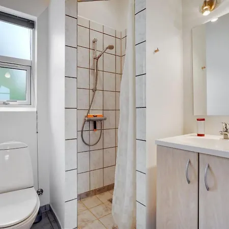 Henninge - 300m From The Sea In Djursland And Mols By Interhome بيت للعطل